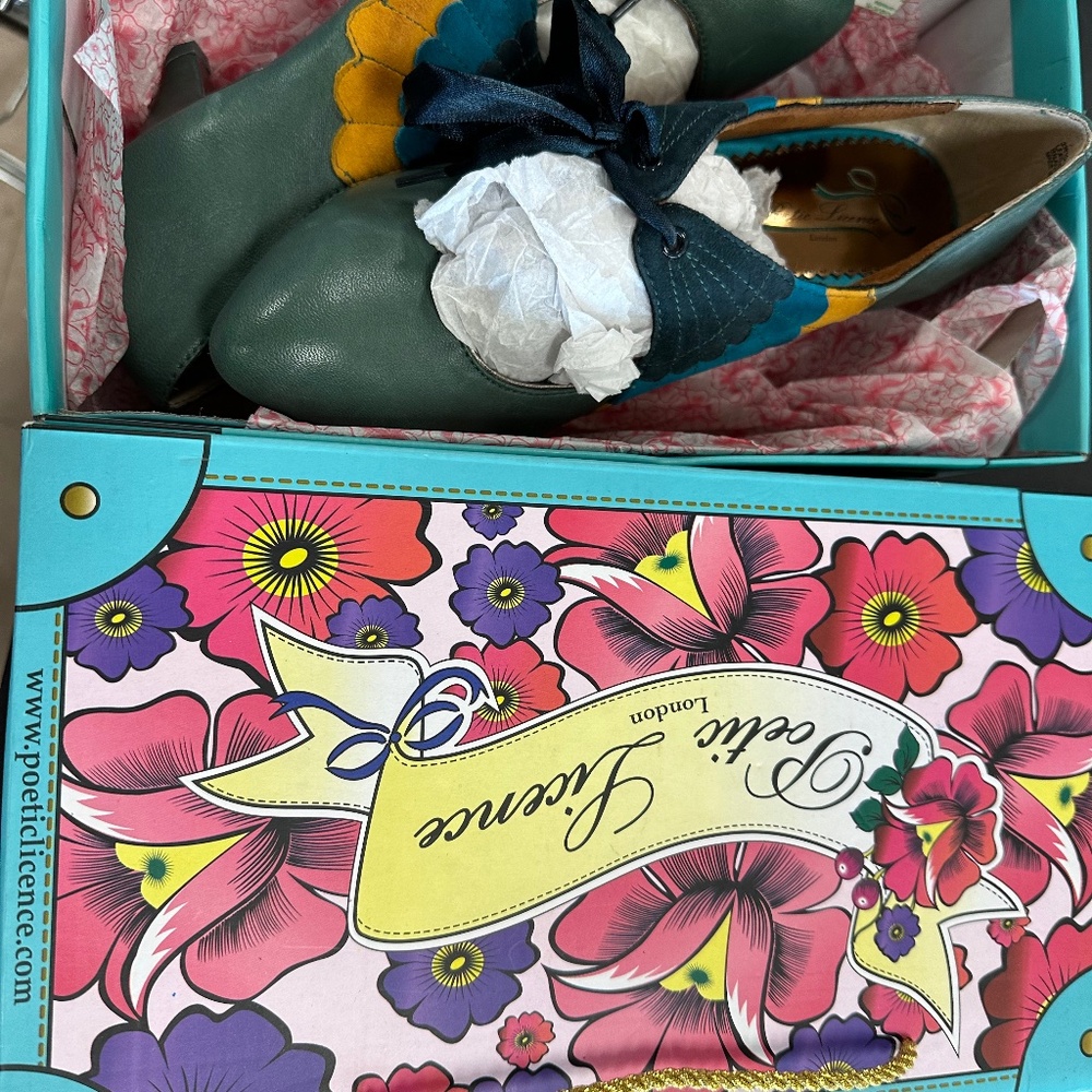 Poetic License Ladies Shoes-Size 7 1/2